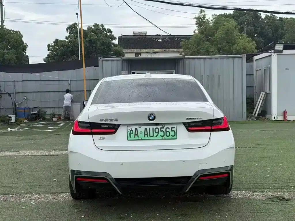 BMW i3 2023 eDrive 40 L Shadow Sport Package — миниатюра 4