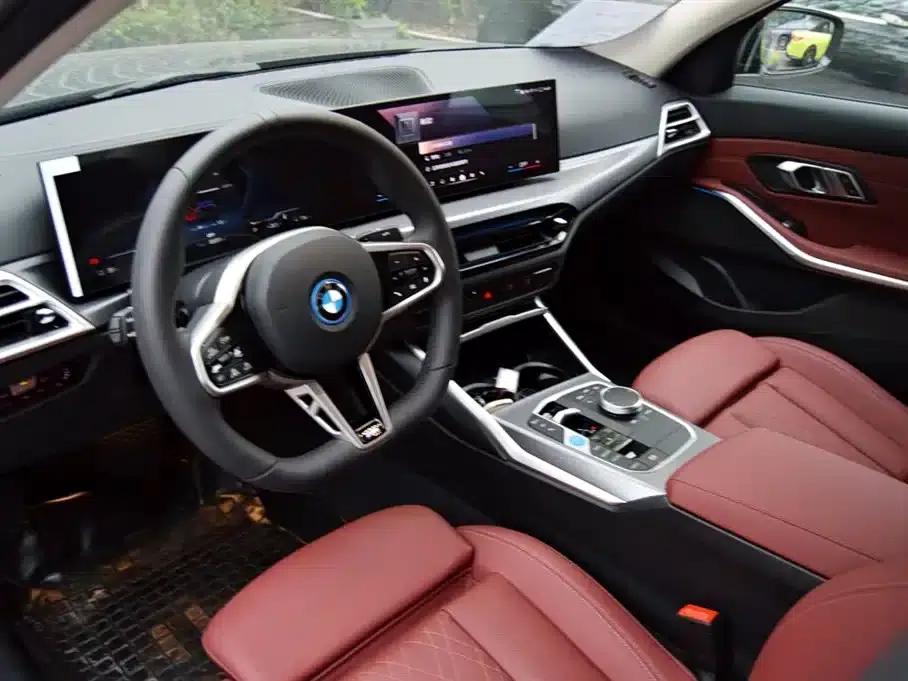 BMW i3 2025 eDrive 40 L Shadow Edition — миниатюра 9