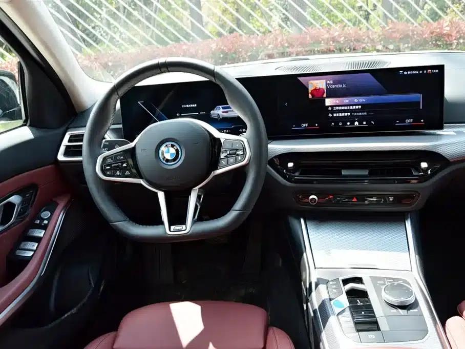 BMW i3 2025 eDrive 40 L Shadow Edition — миниатюра 13