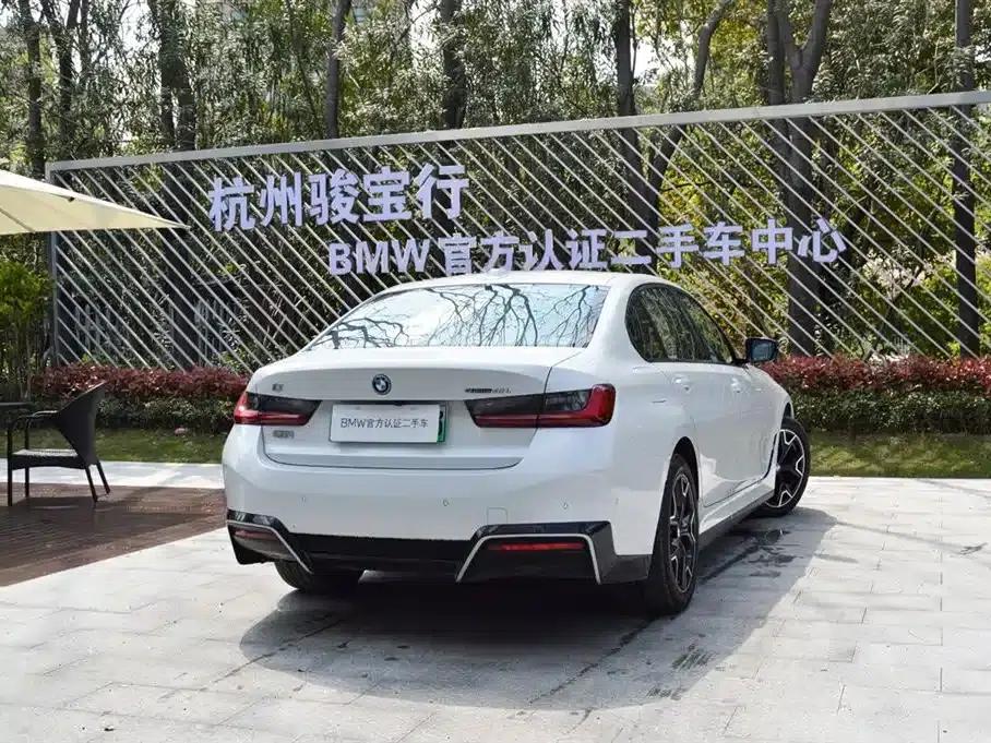 BMW i3 2025 eDrive 40 L Shadow Edition — миниатюра 4