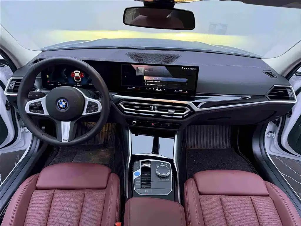 BMW i3 2024 eDrive 35L — миниатюра 12