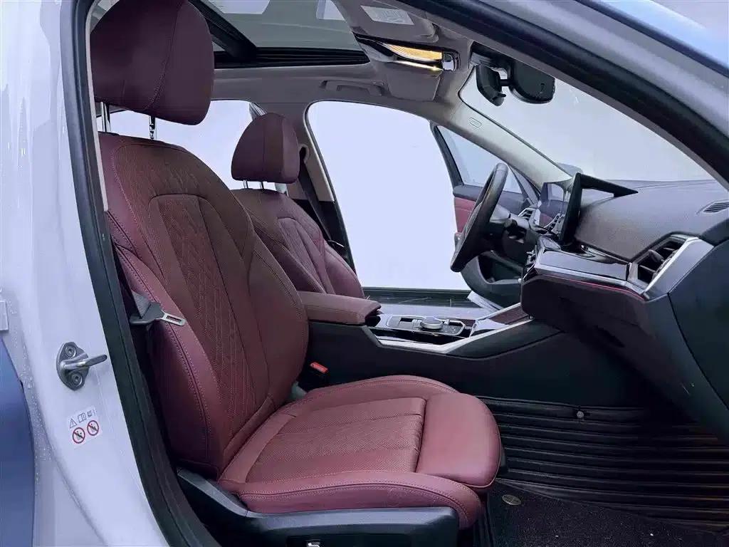 BMW i3 2024 eDrive 35L — миниатюра 8
