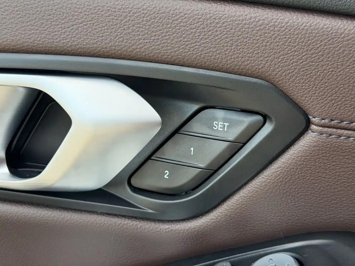 BMW i3 2024 eDrive 35L — миниатюра 18