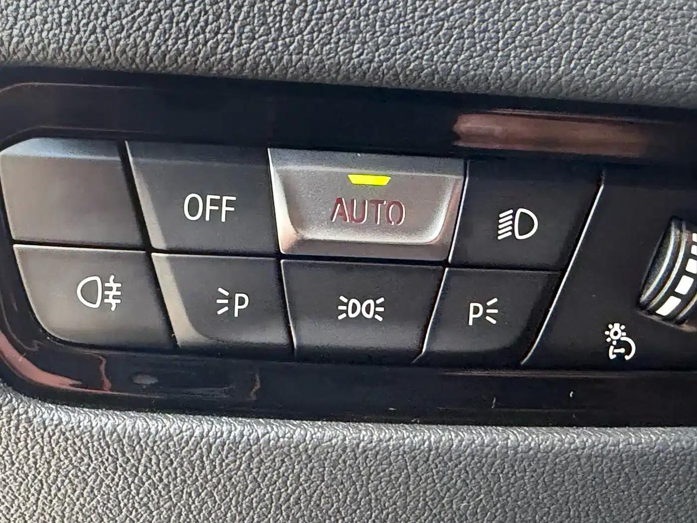 BMW i3 2024 eDrive 35L — миниатюра 19