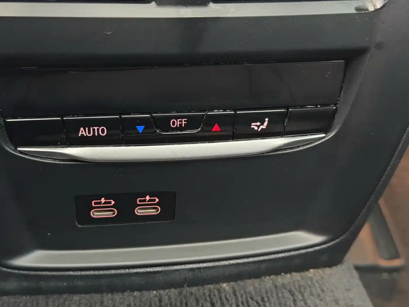 BMW i3 2024 eDrive 35L — миниатюра 21