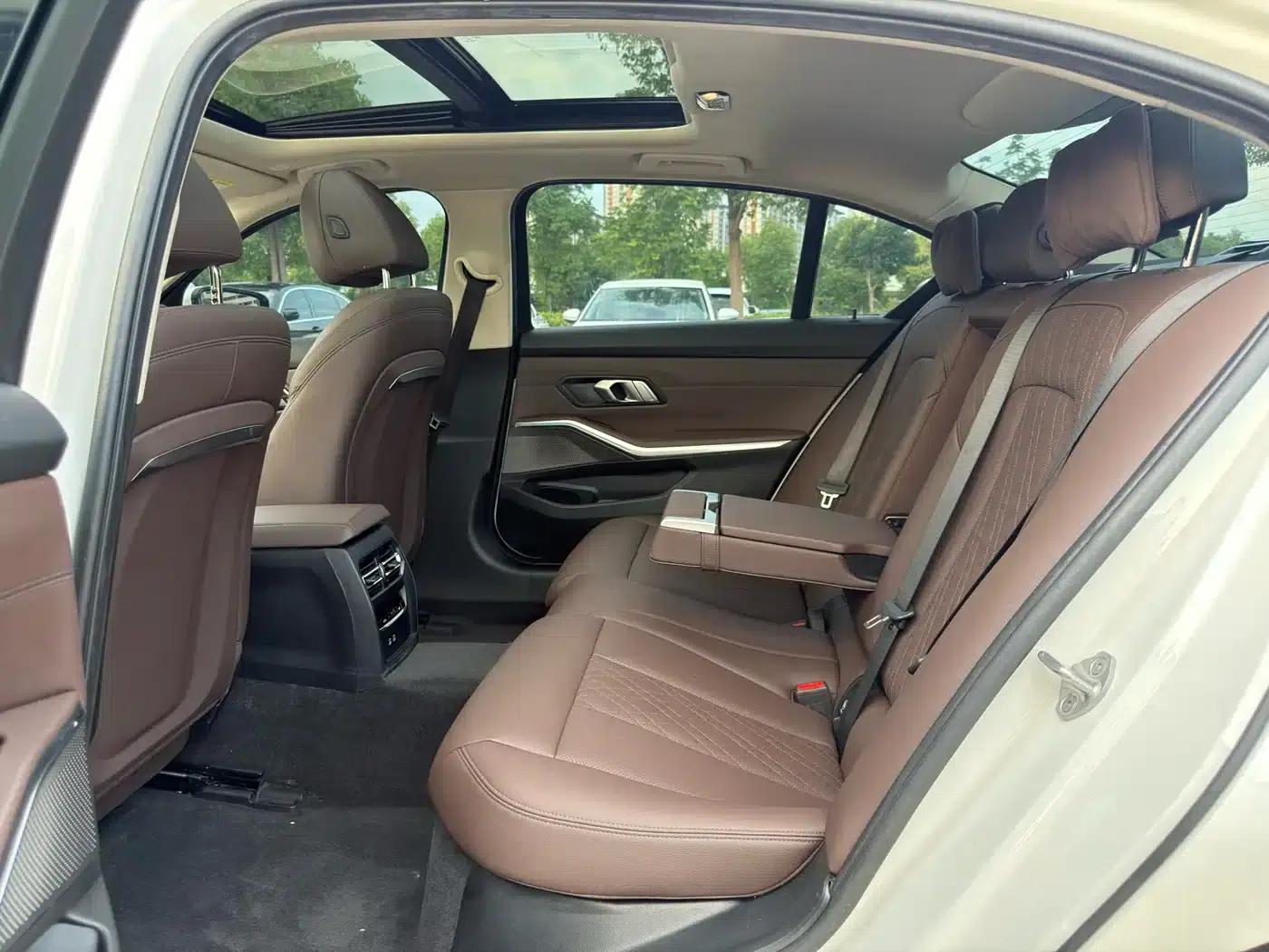 BMW i3 2024 eDrive 35L — миниатюра 9