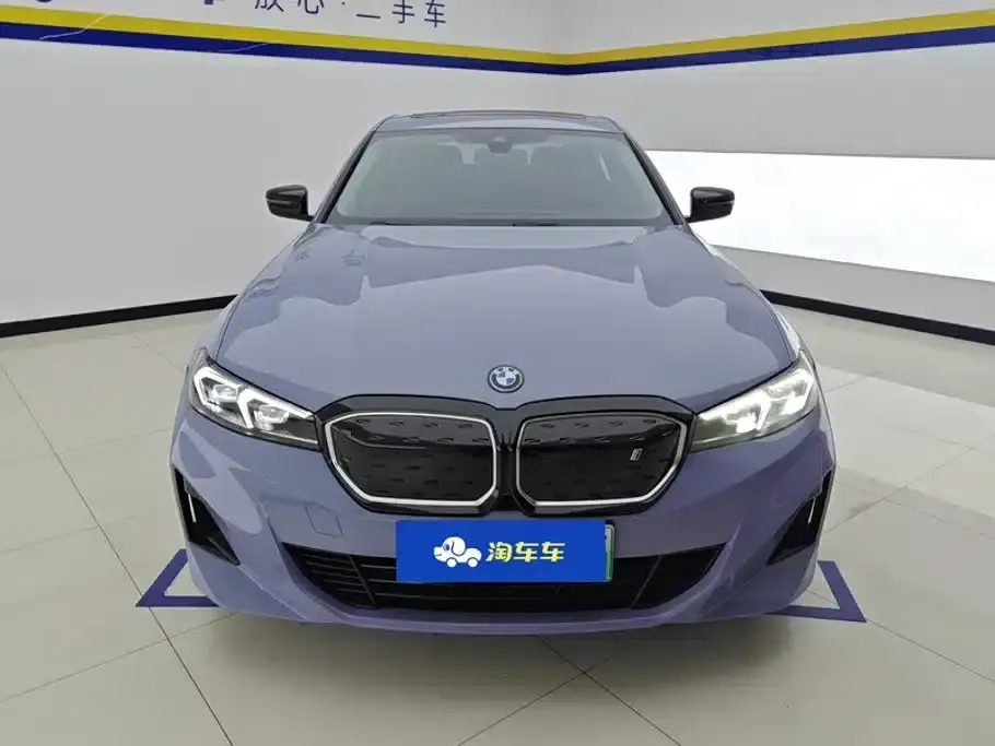 BMW i3 2023 eDrive 40 L Shadow Edition — миниатюра 2
