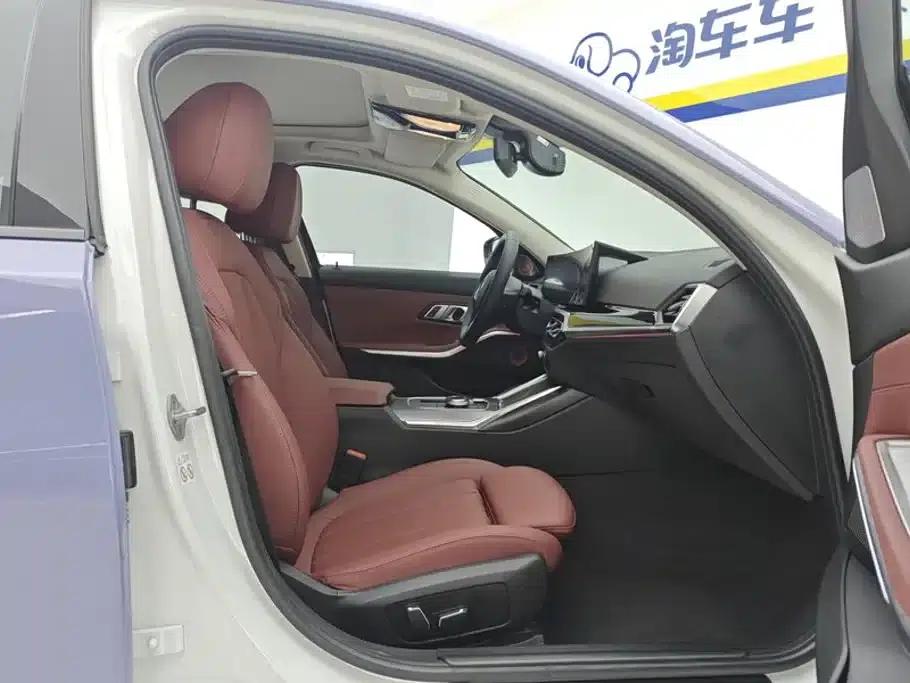 BMW i3 2023 eDrive 40 L Shadow Edition — миниатюра 8