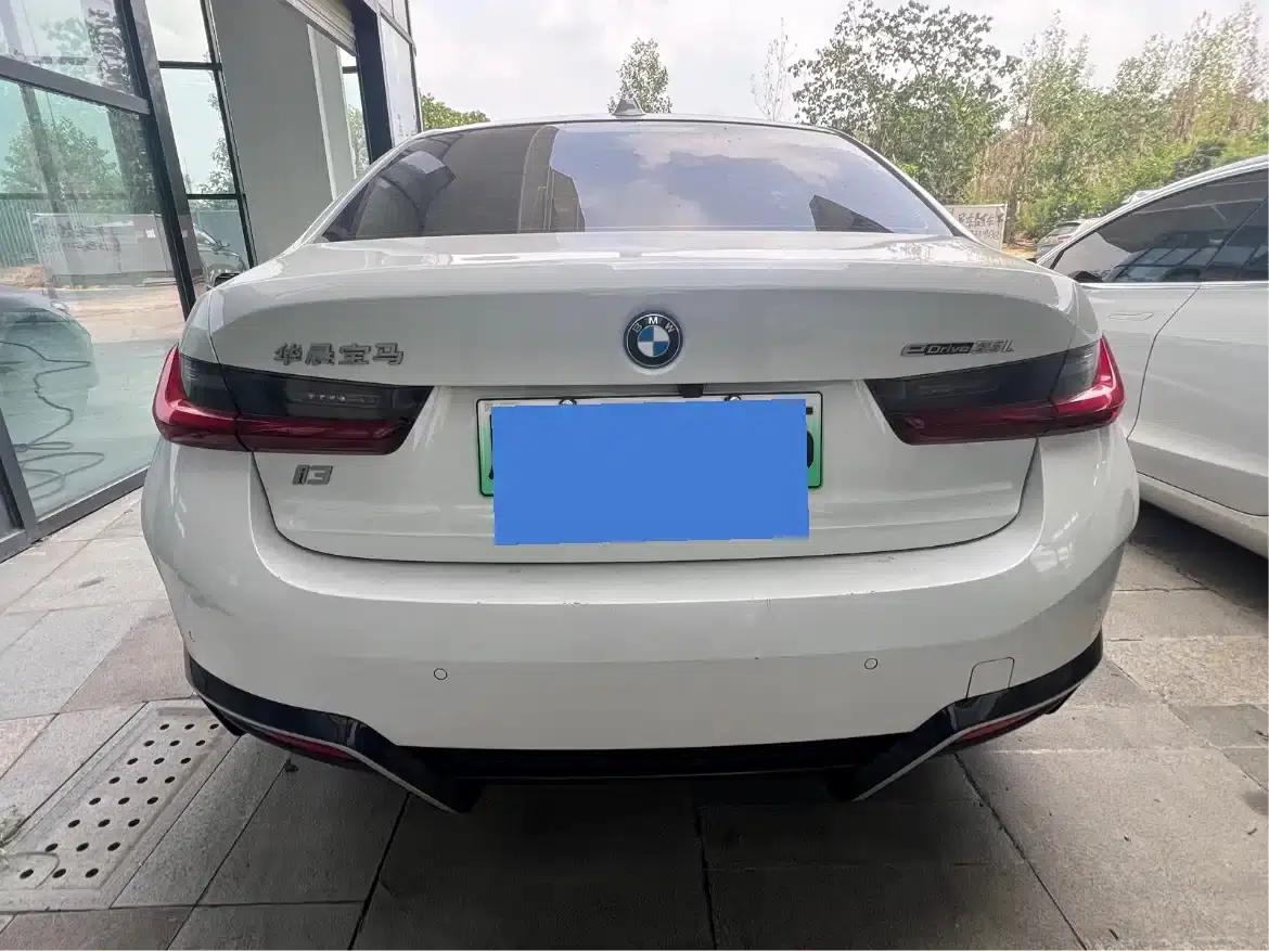 BMW i3 2024 eDrive 35L — миниатюра 5