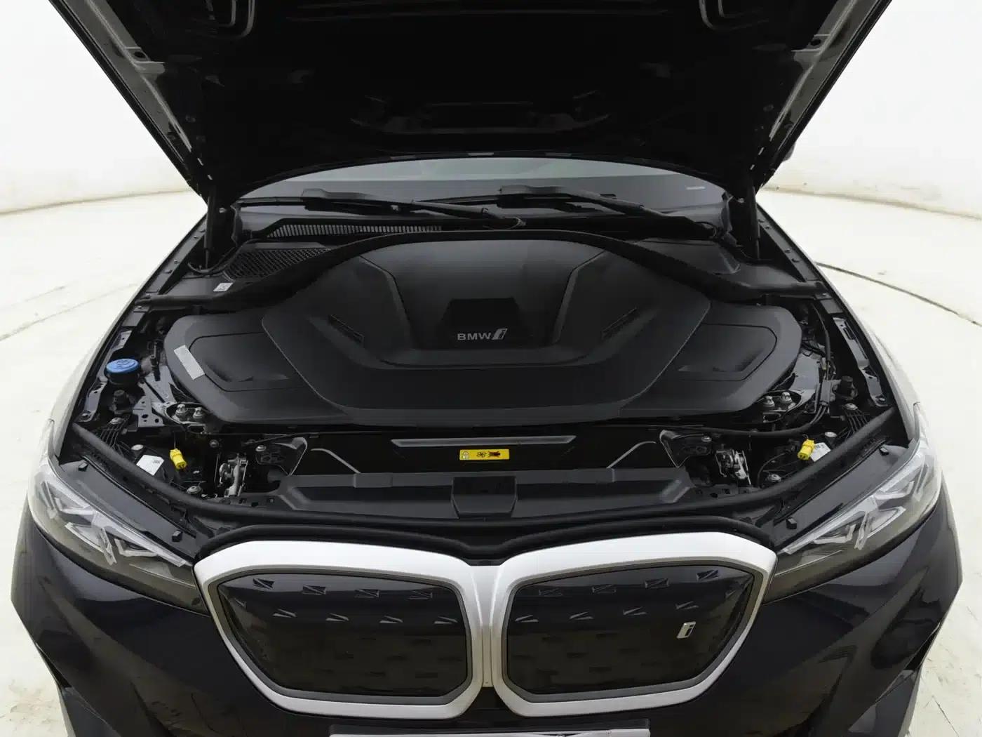 BMW i3 2022 eDrive 35L — миниатюра 9