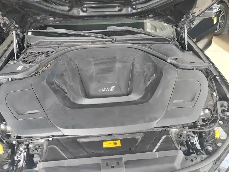 BMW i3 2022 eDrive 35L — миниатюра 10