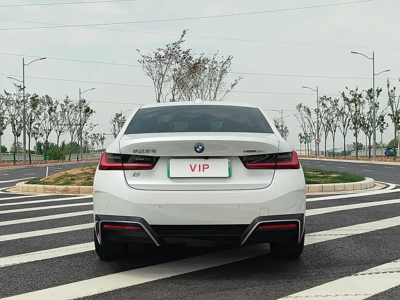 BMW i3 2022 eDrive 35L — миниатюра 8