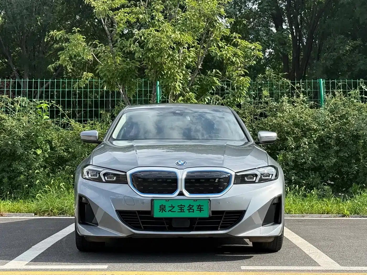 BMW i3 2022 eDrive 35L — миниатюра 2