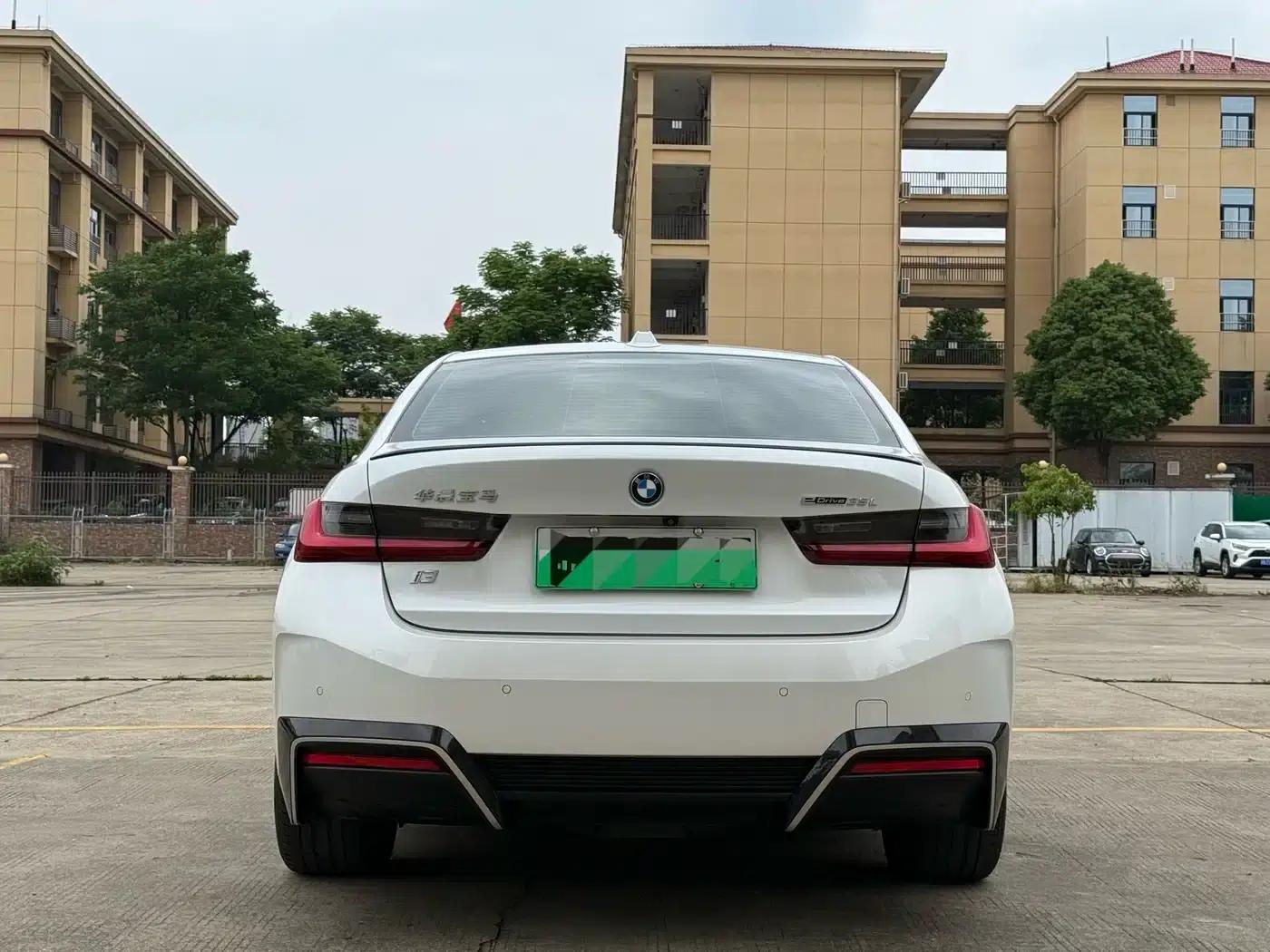 BMW i3 2024 eDrive 35L — миниатюра 13