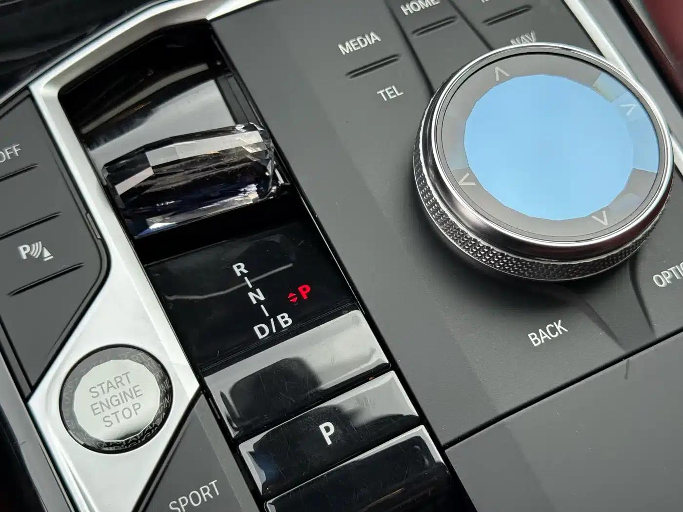 BMW i3 2024 eDrive 35L — миниатюра 9