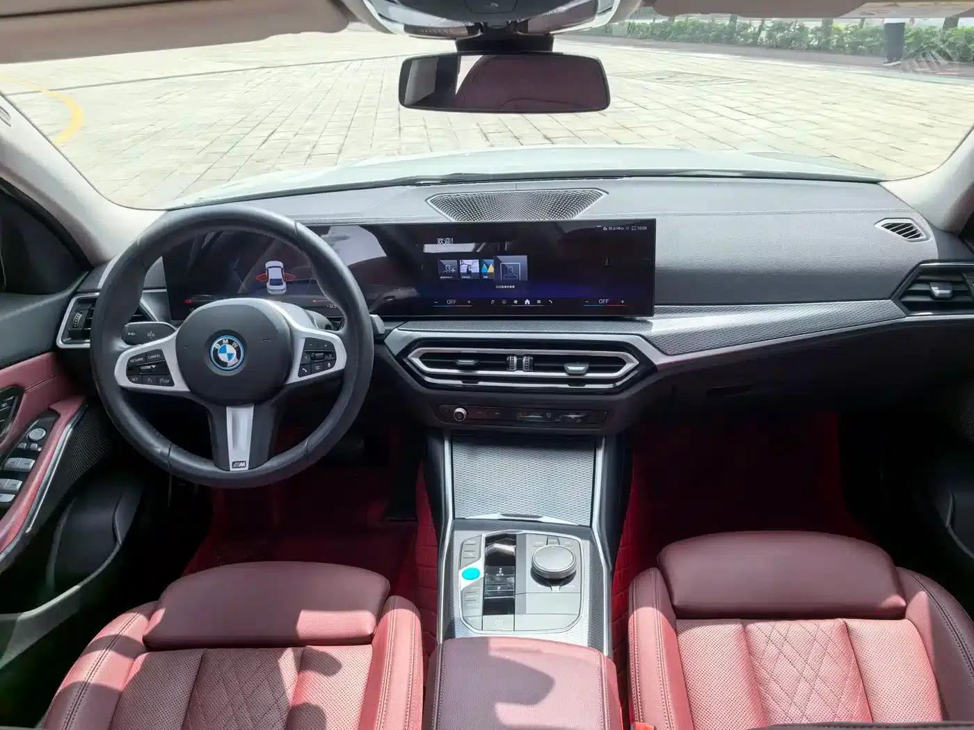 BMW i3 2024 eDrive 40 L Shadow Edition — миниатюра 12