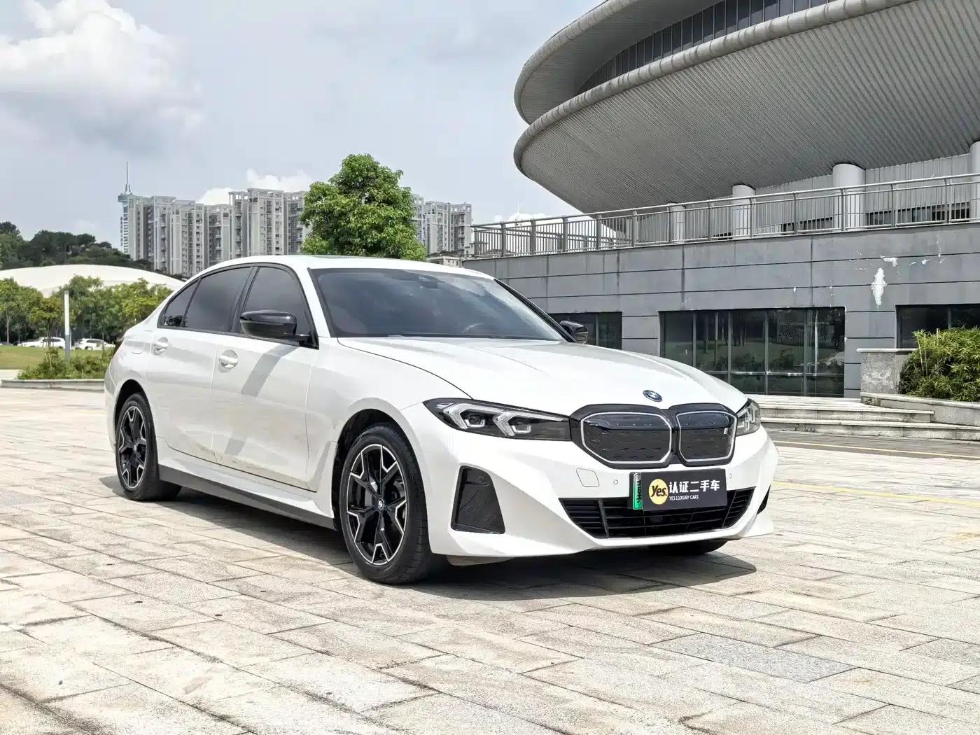BMW i3 2024 eDrive 40 L Shadow Edition — миниатюра 3