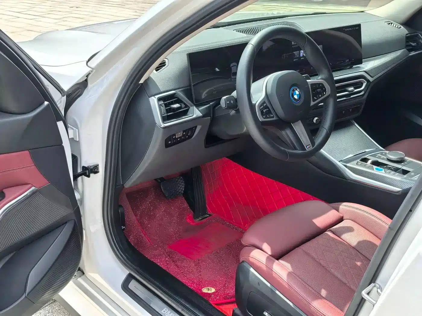 BMW i3 2024 eDrive 40 L Shadow Edition — миниатюра 8