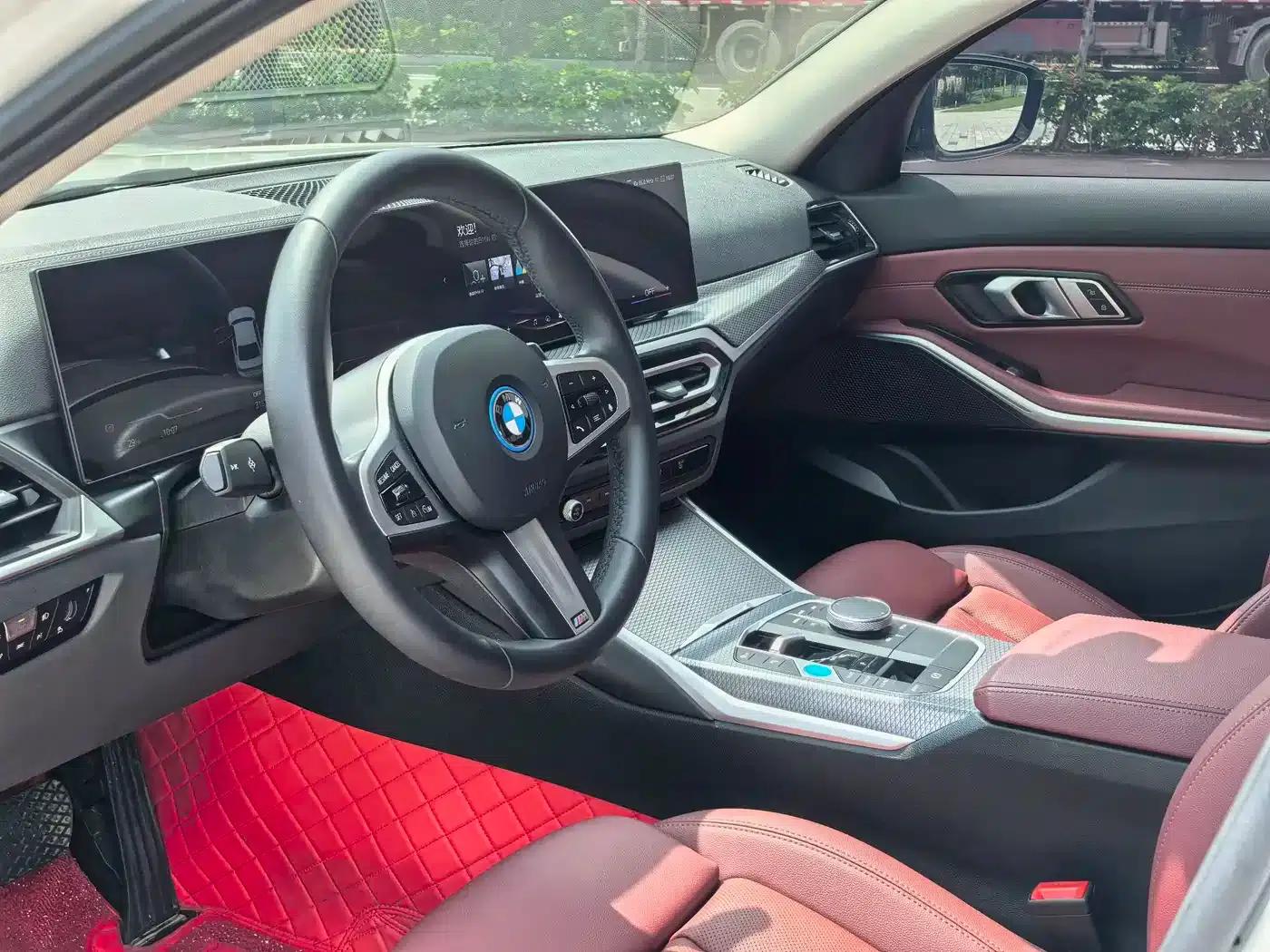 BMW i3 2024 eDrive 40 L Shadow Edition — миниатюра 9