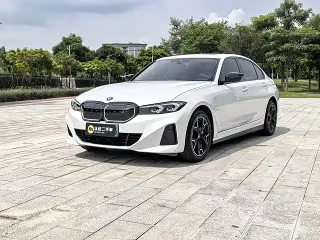 BMW i3 2024 eDrive 40 L Shadow Edition