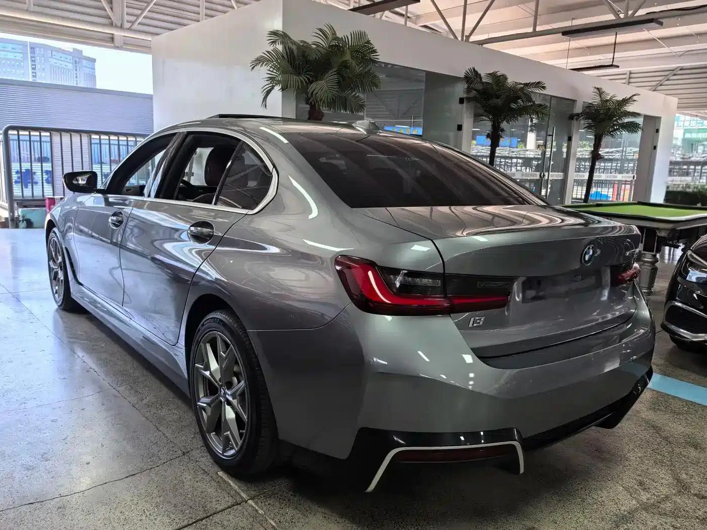 BMW i3 2022 eDrive 35L — миниатюра 10