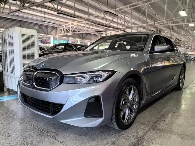BMW i3 2022 eDrive 35L