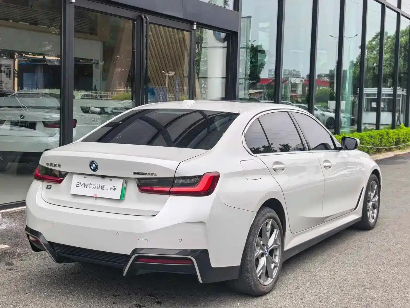 BMW i3 2022 eDrive 35L — миниатюра 4