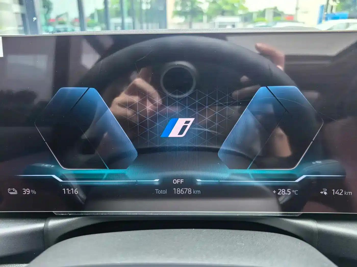 BMW i3 2022 eDrive 35L — миниатюра 9