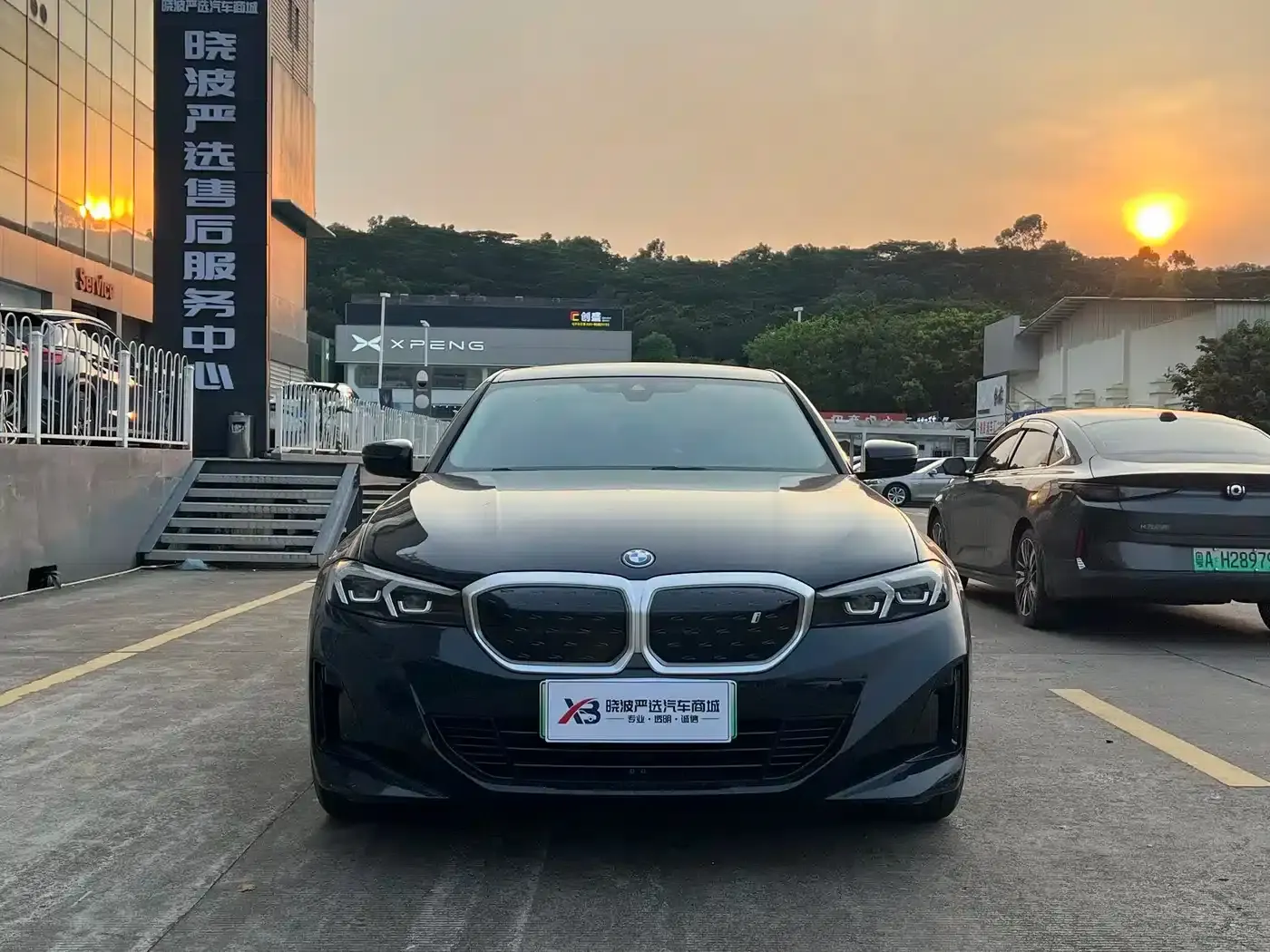 BMW i3 2024 eDrive 35L — миниатюра 2