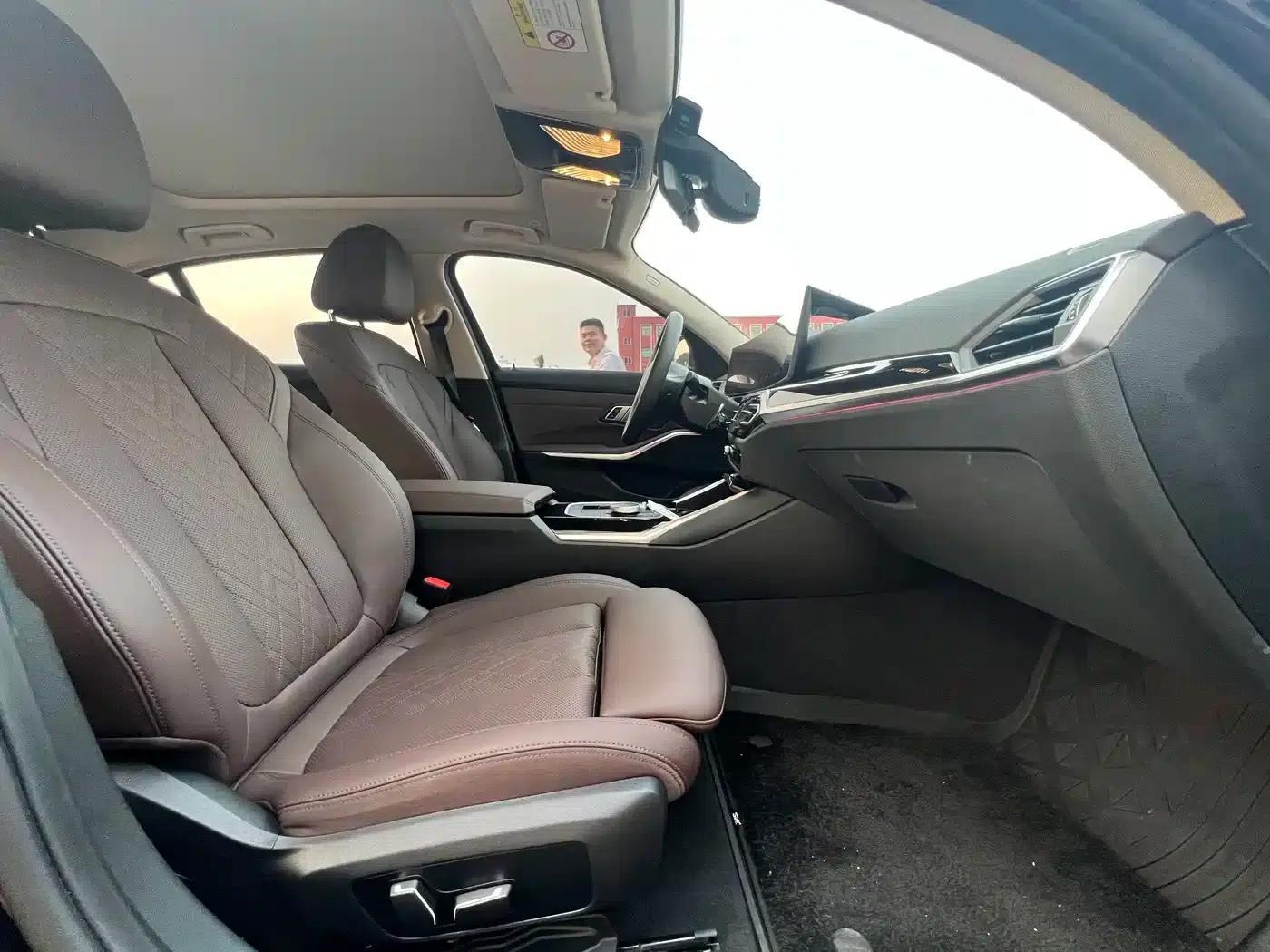 BMW i3 2024 eDrive 35L — миниатюра 14