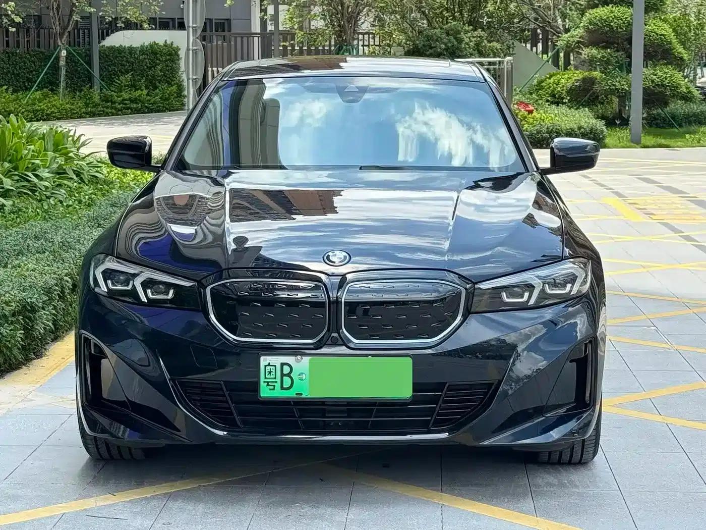 BMW i3 2023 eDrive 40 L Shadow Sport Package — миниатюра 2
