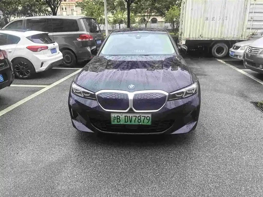 BMW i3 2025 eDrive 35 L — миниатюра 2