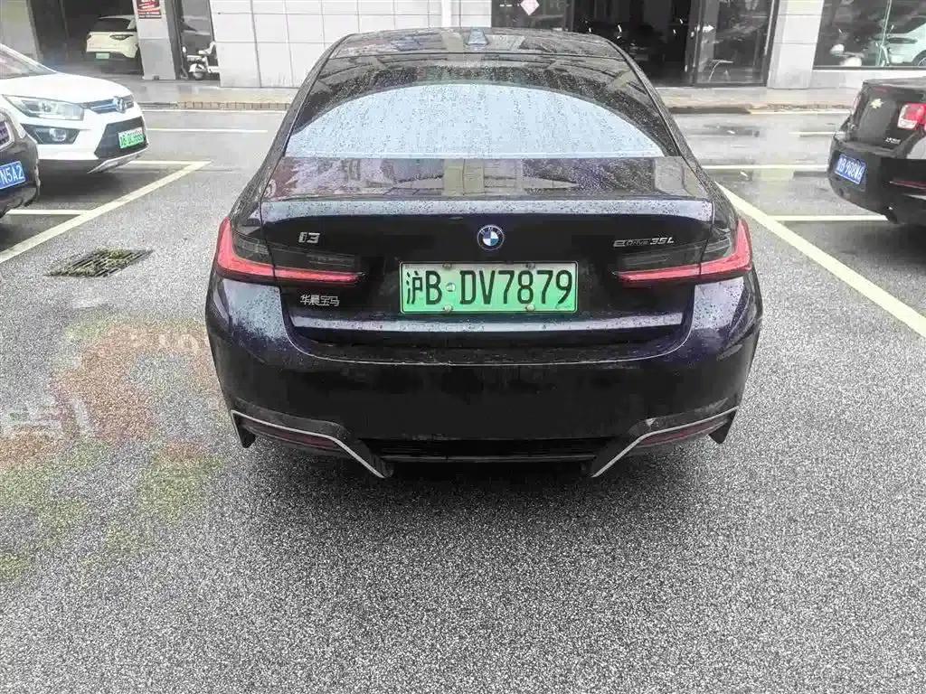 BMW i3 2025 eDrive 35 L — миниатюра 5