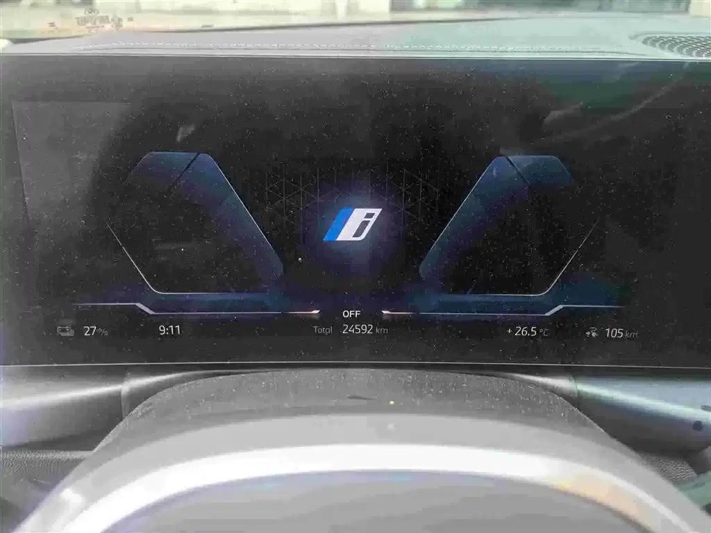 BMW i3 2025 eDrive 35 L — миниатюра 9