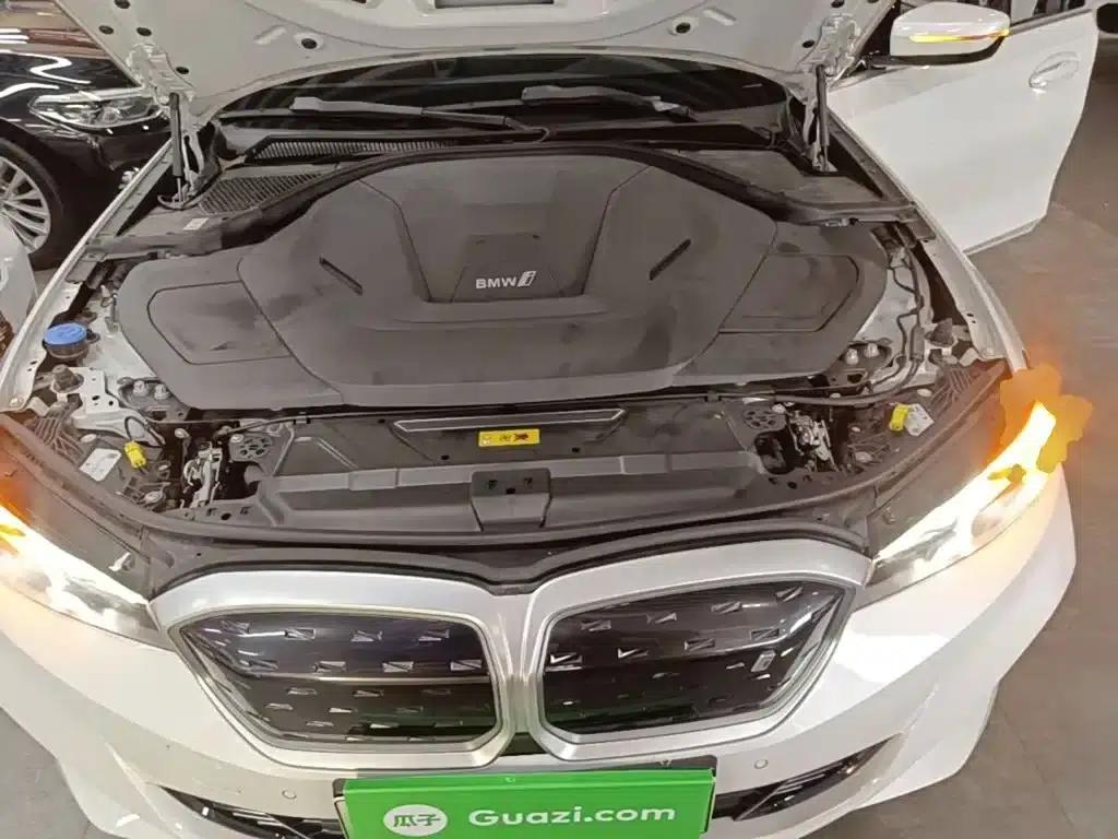 BMW i3 2024 eDrive 35L — миниатюра 20