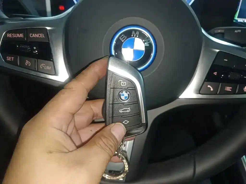 BMW i3 2024 eDrive 35L — миниатюра 9