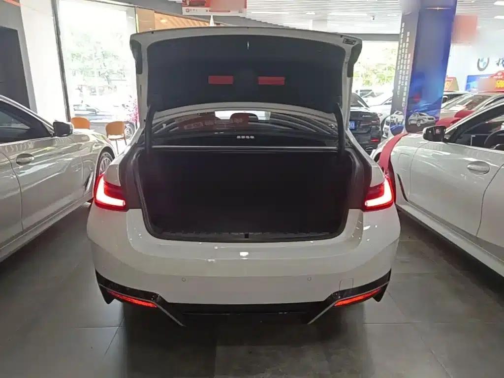 BMW i3 2022 eDrive 35L — миниатюра 19