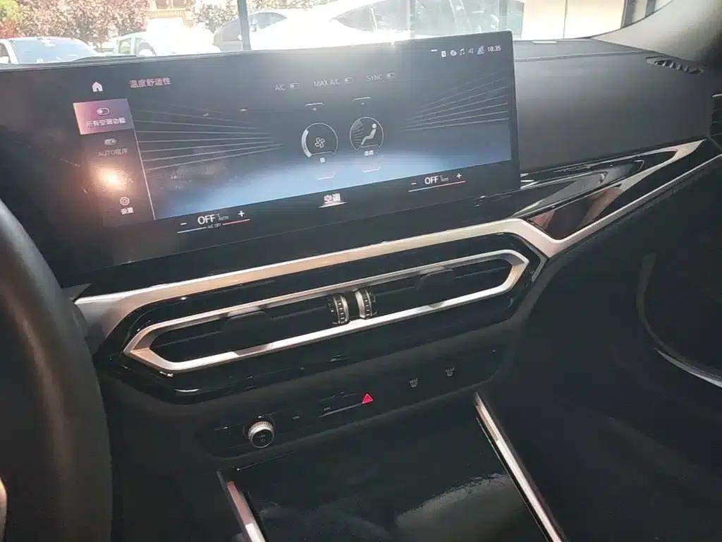 BMW i3 2022 eDrive 35L — миниатюра 13
