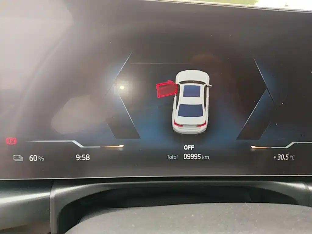BMW i3 2025 eDrive 35 L — миниатюра 12