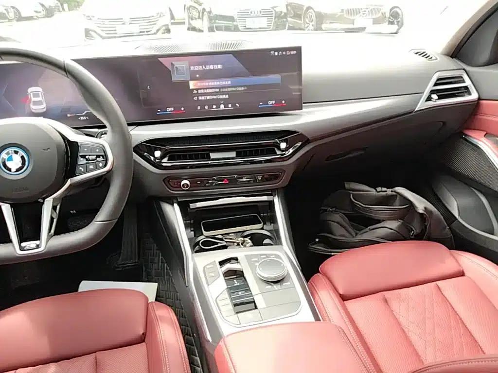 BMW i3 2025 eDrive 35 L — миниатюра 13