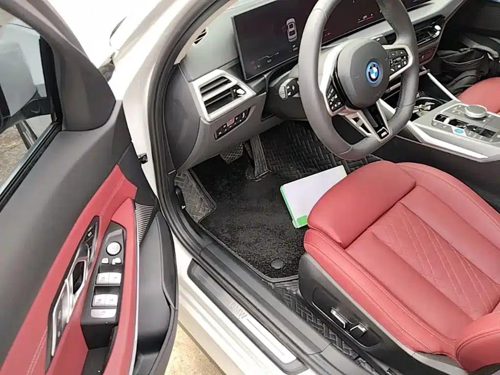 BMW i3 2025 eDrive 35 L — миниатюра 16