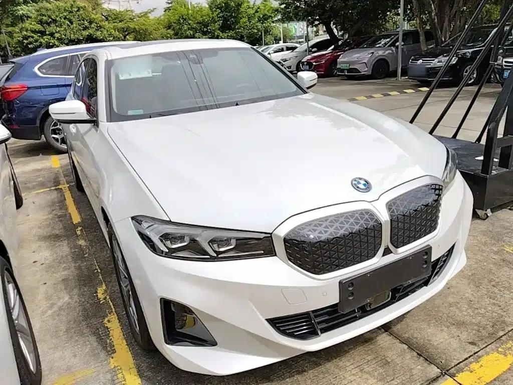 BMW i3 2025 eDrive 35 L — миниатюра 4