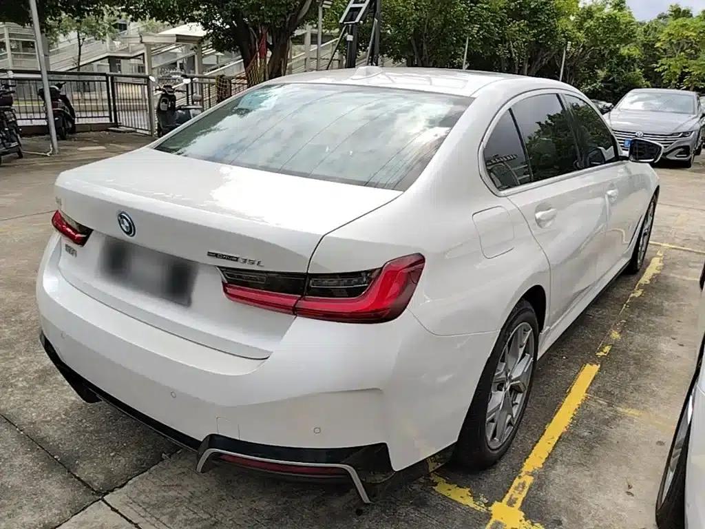 BMW i3 2025 eDrive 35 L — миниатюра 7