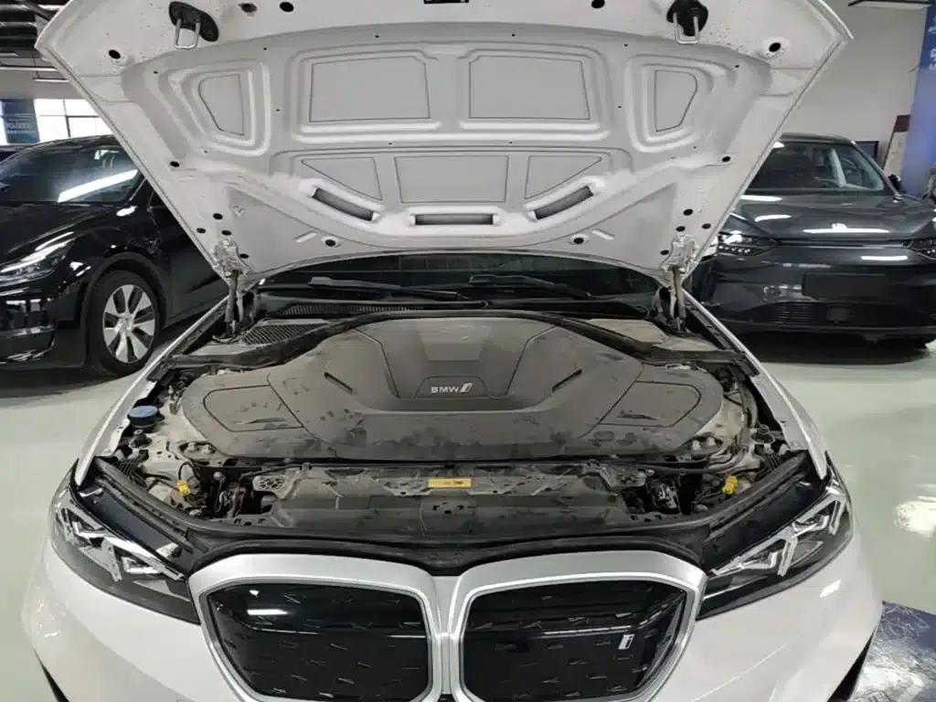 BMW i3 2024 eDrive 35L — миниатюра 20