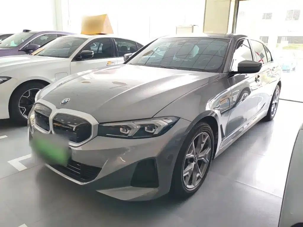 BMW i3 2022 eDrive 35L — миниатюра 1