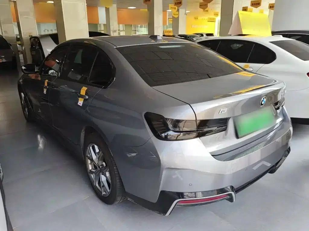 BMW i3 2022 eDrive 35L — миниатюра 5