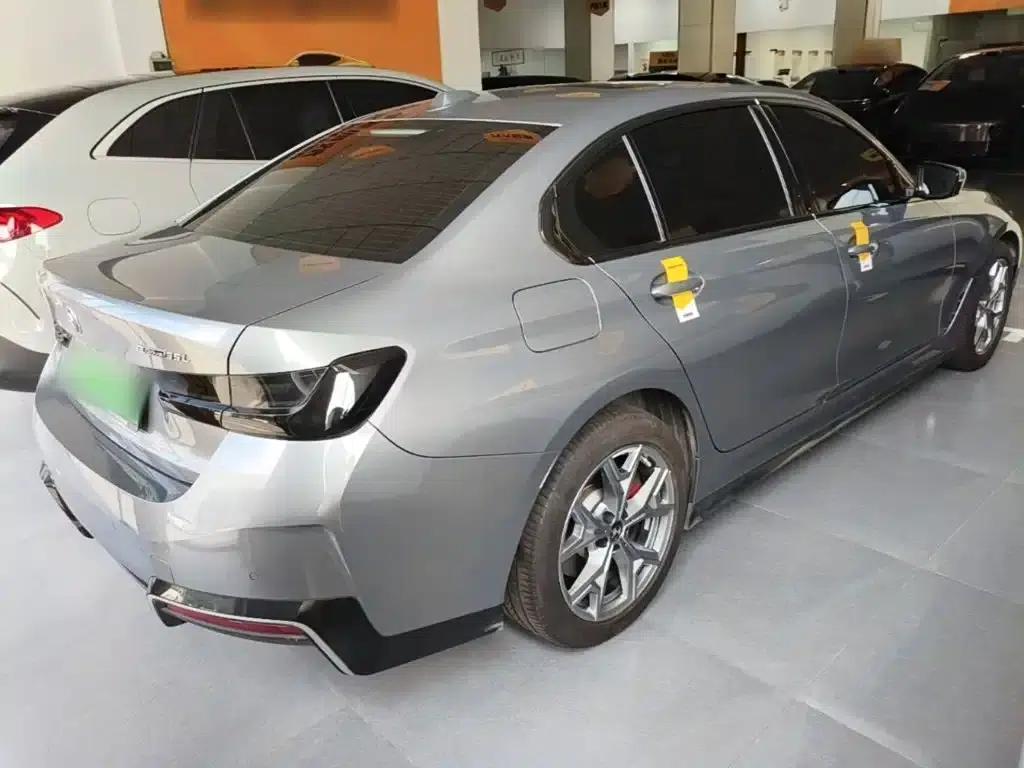 BMW i3 2022 eDrive 35L — миниатюра 7