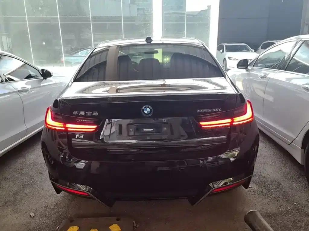 BMW i3 2022 eDrive 35L — миниатюра 6