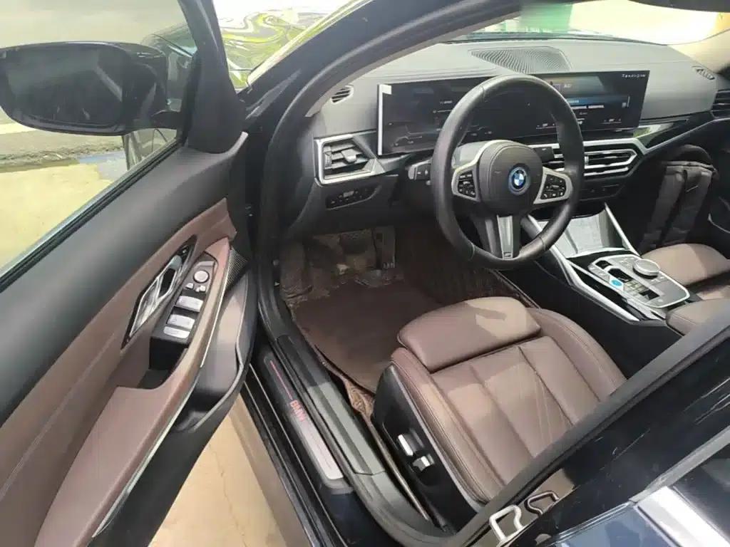 BMW i3 2022 eDrive 35L — миниатюра 16