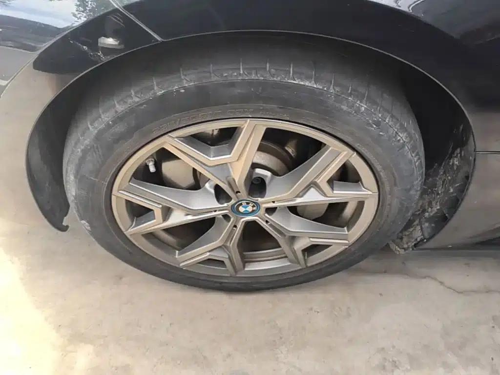 BMW i3 2022 eDrive 35L — миниатюра 23